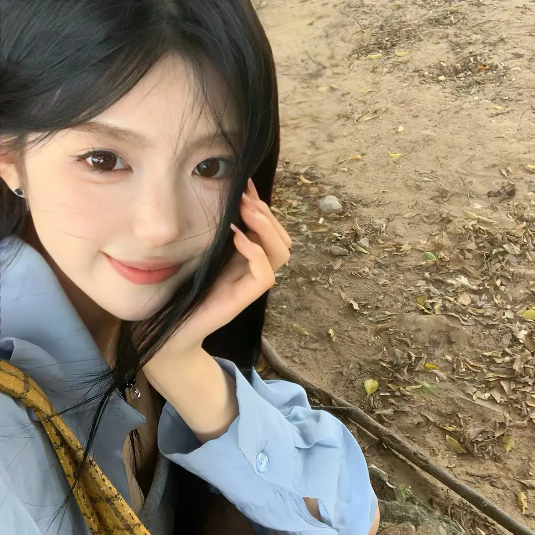 到底是谁搞的鬼 封面